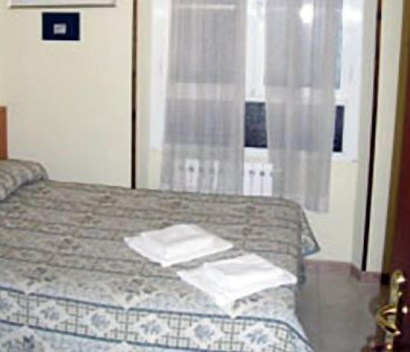 Hotel Eurorooms Róma Kültér fotó