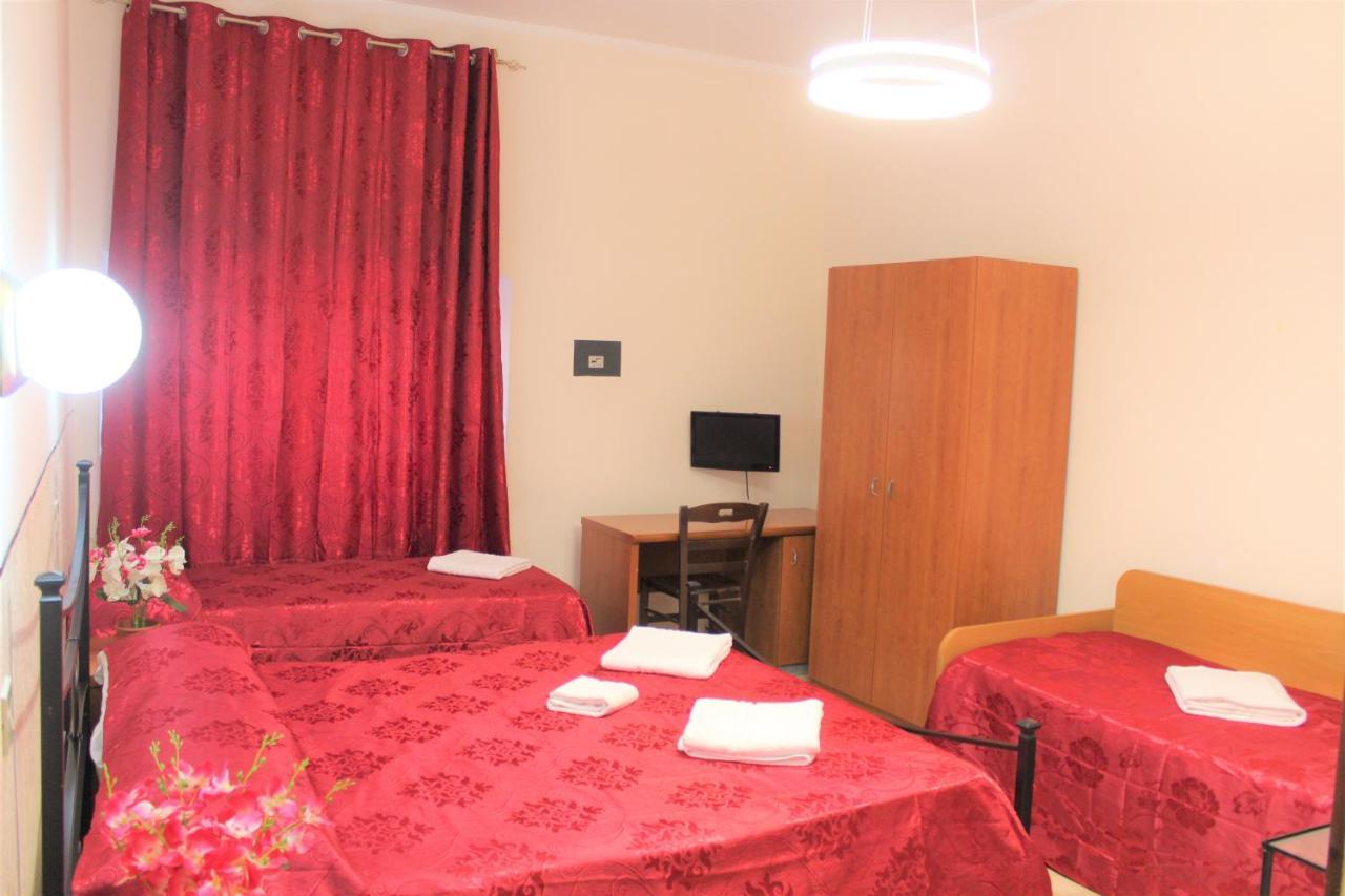 Hotel Eurorooms Róma Kültér fotó