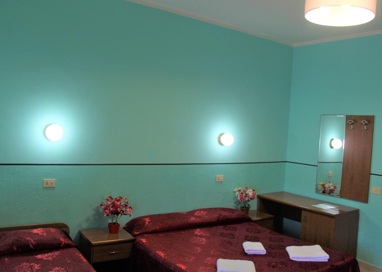 Hotel Eurorooms Róma Kültér fotó