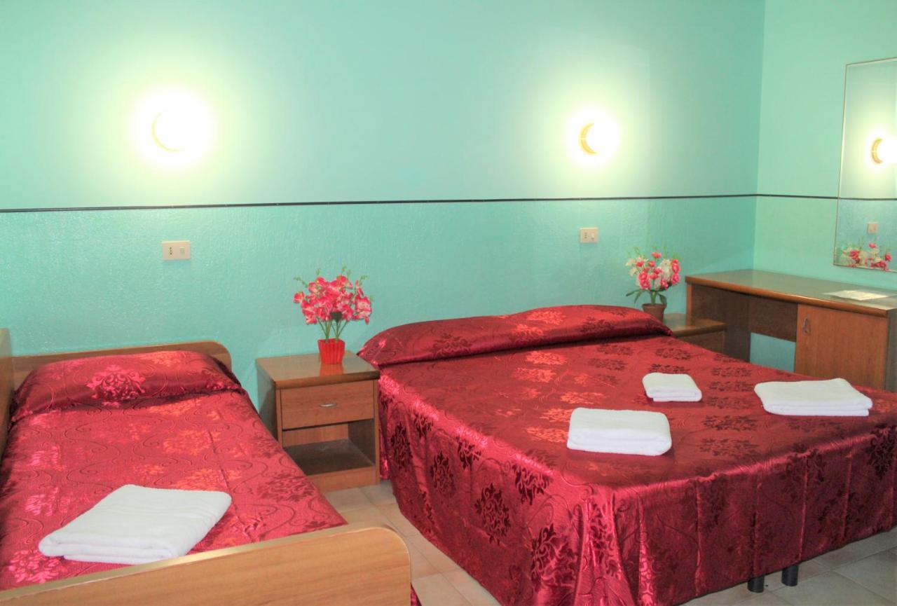 Hotel Eurorooms Róma Kültér fotó