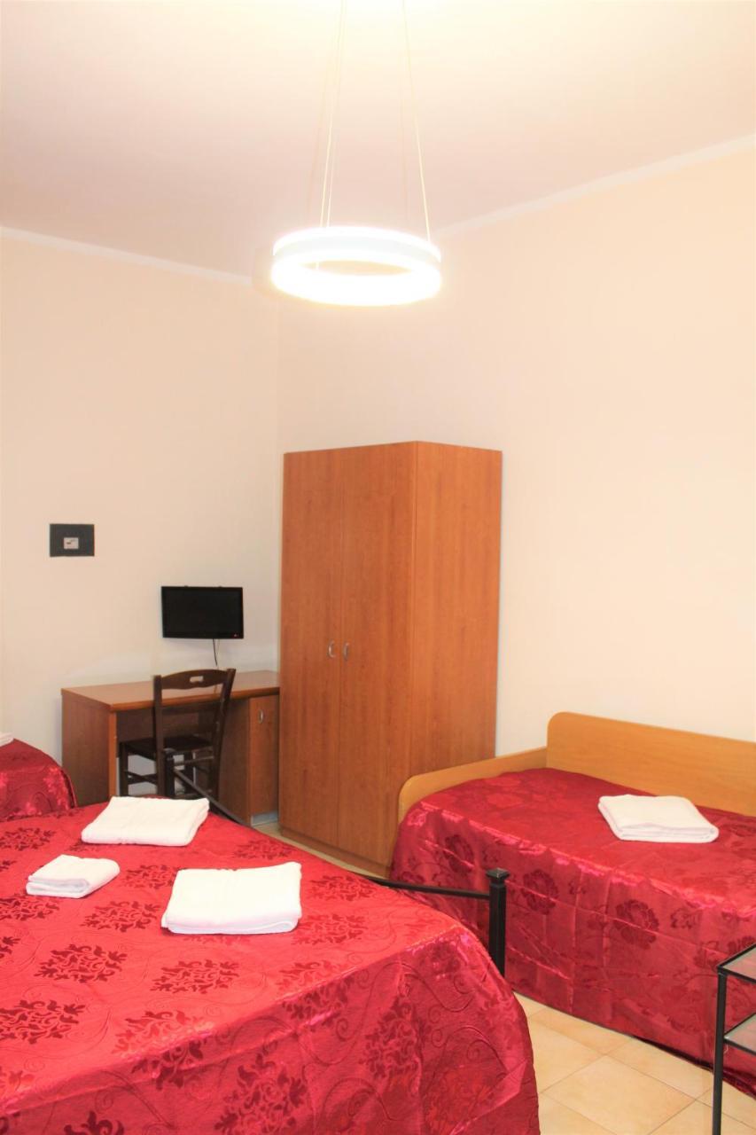 Hotel Eurorooms Róma Kültér fotó